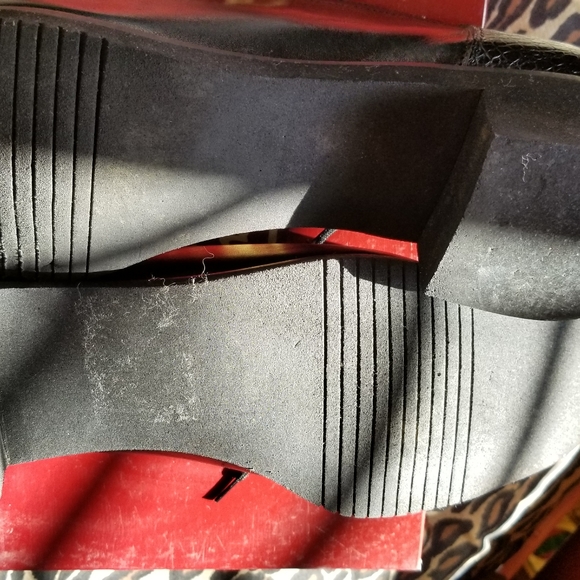 Salvatore Ferragamo Loafers - Picture 7 of 10